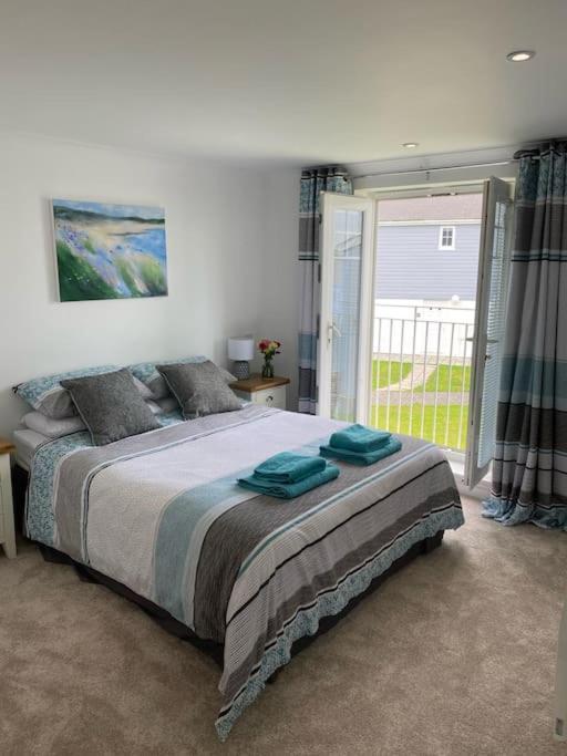 St Columb Major Surf'S Up! Perfect Base For Holidays Or Work In Cornwall מראה חיצוני תמונה